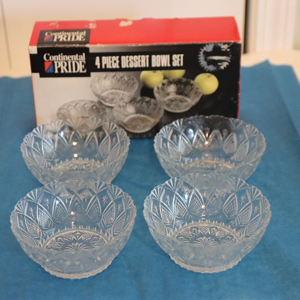 New in box 4 Piece Continental pride dessert bowl set